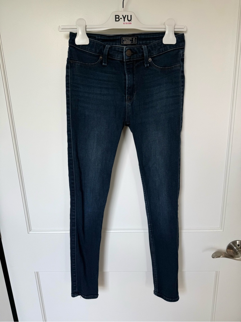 Abercrombie & Fitch Harper Low Rise Skinny Jeans
